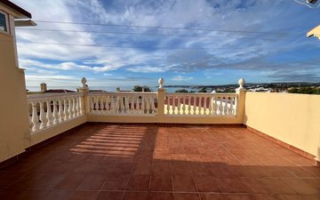 Property slide 44