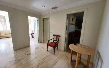 Property slide 32
