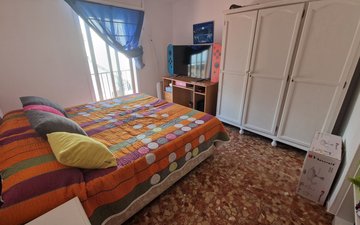Property slide 10