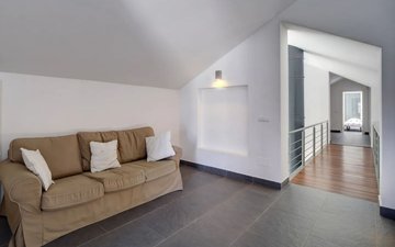Property slide 25