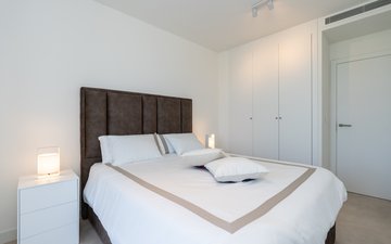 Property slide 14