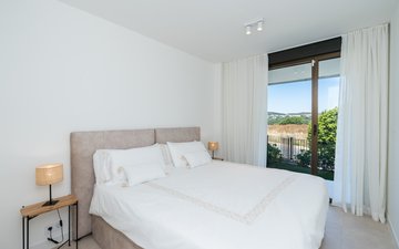 Property slide 19
