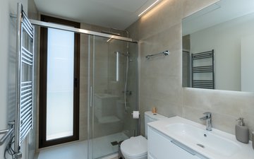 Property slide 17
