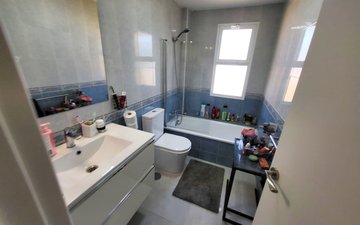 Property slide 21