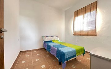 Property slide 14
