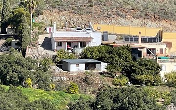 Property slide 40