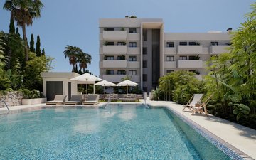 Property slide 31