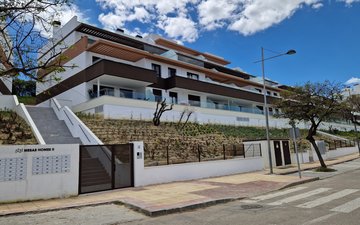 Property slide 18