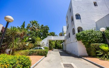 Property slide 29