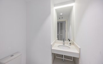 Property slide 19