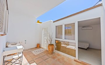 Property slide 43
