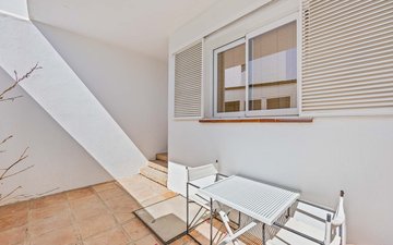 Property slide 46