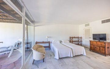 Property slide 22