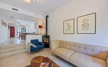 Property slide 10