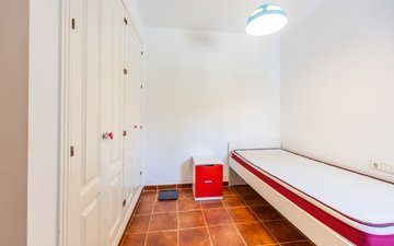 Property slide 20