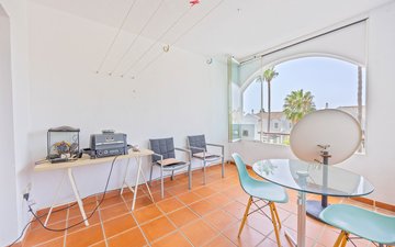 Property slide 10