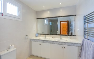 Property slide 34
