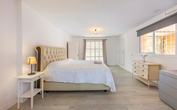 Property slide 39