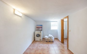 Property slide 42