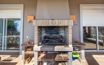 Property slide 16