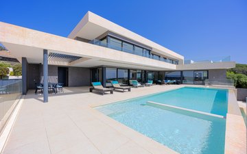 Property slide 18