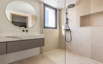 Property slide 31