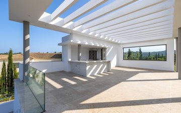 Property slide 44