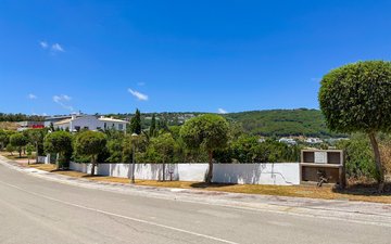 Property slide 10