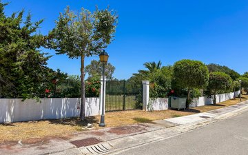 Property slide 9