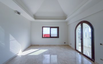 Property slide 20