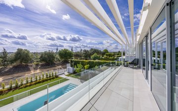 Property slide 38