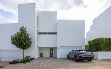 Property slide 58
