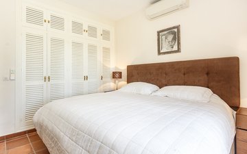 Property slide 16