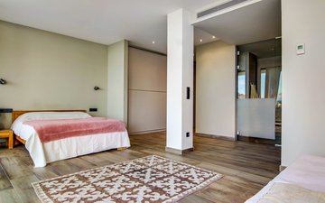 Property slide 17