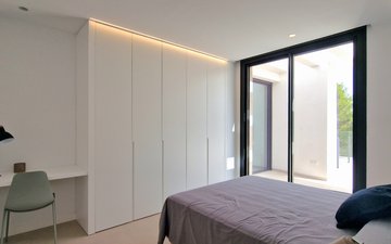 Property slide 25