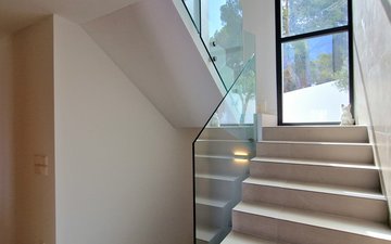 Property slide 16