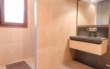 Property slide 21
