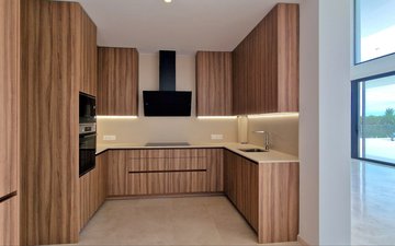 Property slide 20