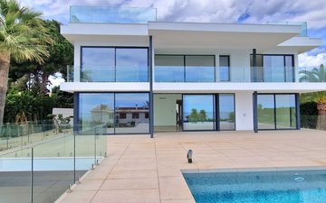 Property slide 14