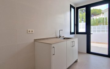 Property slide 48