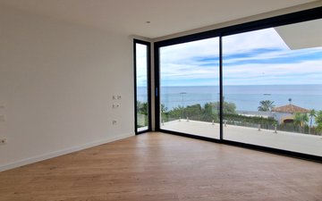 Property slide 32