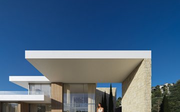 Property slide 10