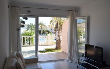 Property slide 10