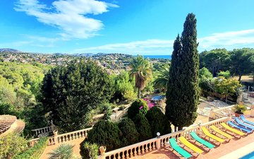 Property slide 18