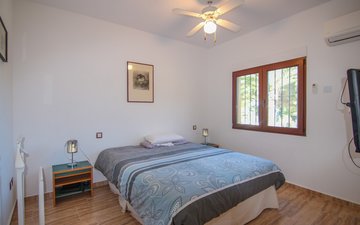 Property slide 18