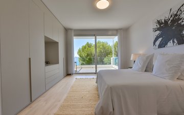Property slide 50