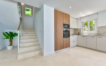 Property slide 17