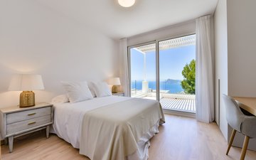 Property slide 33