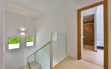 Property slide 25