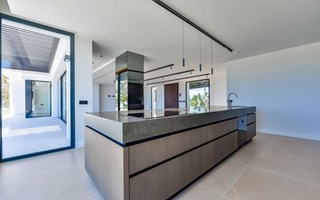 Property slide 17